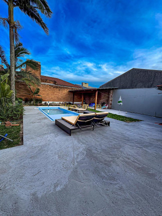 Imagem Casa com 3 Quartos à Venda, 139 m² em Centro - Xangri-lá