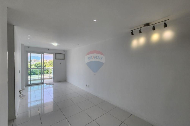 Imagem Apartamento com 4 Quartos à Venda, 97 m² em Freguesia - Rio De Janeiro
