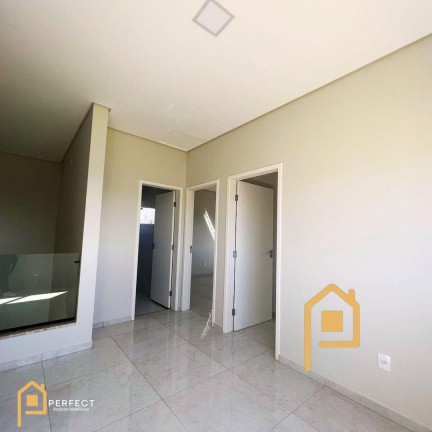 Imagem Casa com 3 Quartos à Venda, 18.305 m² em Bairro Do Grama - Caçapava