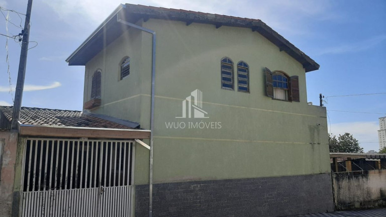 Sobrado com 3 Quartos à Venda, 110 m² em Centro - Jacareí
