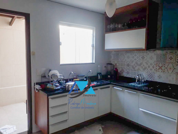 Imagem Casa com 3 Quartos à Venda, 140 m² em Centro - Lauro De Freitas