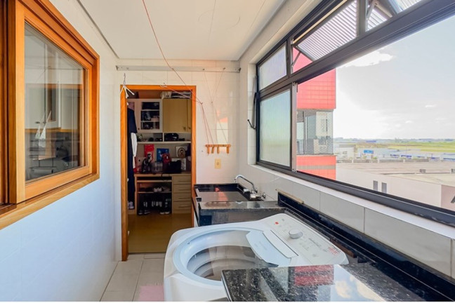 Imagem Apartamento com 3 Quartos à Venda, 123 m² em Jardim Lindóia - Porto Alegre Imagem Apartamento com 3 Quartos à Venda, 123 m² em Jardim Lindóia - Porto Alegre
