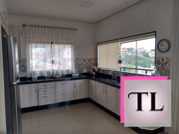 Imagem Casa com 5 Quartos à Venda, 300 m² em Parque Vivaldi Leite Ribeiro - Poços De Caldas