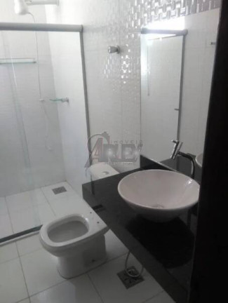 Imagem Casa com 3 Quartos à Venda, 300 m² em Delfino Magalhães - Montes Claros Imagem Casa com 3 Quartos à Venda, 300 m² em Delfino Magalhães - Montes Claros