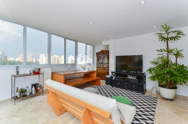 Imagem Imóvel com 3 Quartos à Venda, 189 m² em Vila Andrade - São Paulo