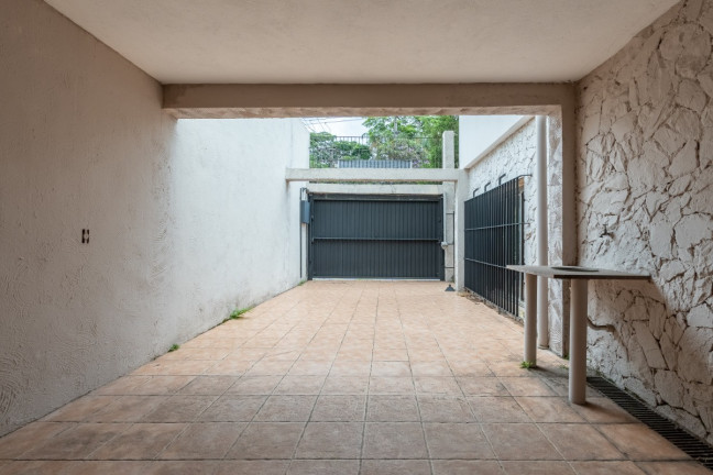 Imagem Sobrado com 3 Quartos à Venda, 261 m² em Moema - São Paulo Imagem Sobrado com 3 Quartos à Venda, 261 m² em Moema - São Paulo