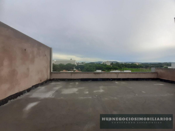Imagem Cobertura com 3 Quartos à Venda, 218 m²