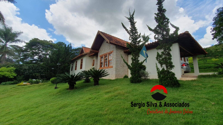 Chácara com 3 Quartos à Venda, 4 m² em Campos Do Jordão