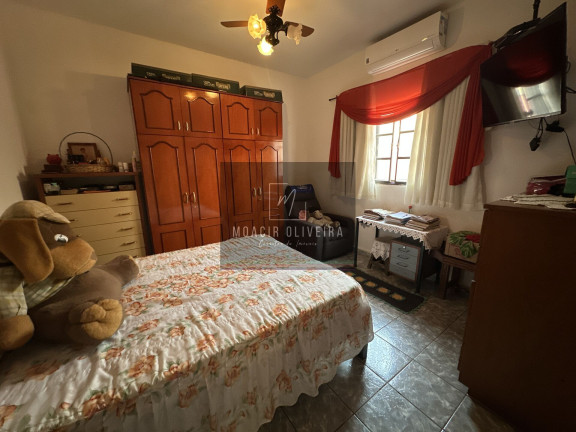 Imagem Casa com 3 Quartos à Venda, 240 m² em Vila São Silvestre - Ourinhos Imagem Casa com 3 Quartos à Venda, 240 m² em Vila São Silvestre - Ourinhos