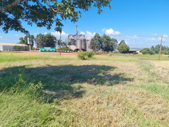 Terreno à Venda, 893 m² em Jardim Brasil  - Arapongas