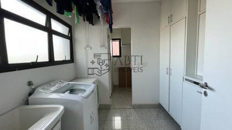 Imagem Apartamento com 3 Quartos à Venda, 170 m² em Moema - São Paulo