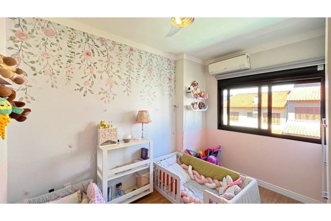 Imagem Casa com 3 Quartos à Venda, em Hípica - Porto Alegre Imagem Casa com 3 Quartos à Venda, em Hípica - Porto Alegre