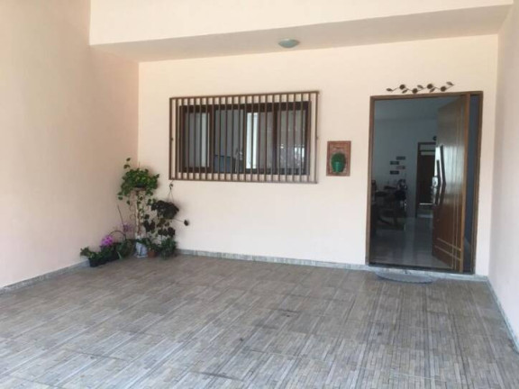 Sobrado com 3 Quartos à Venda, 165 m² em Jardim Maria Augusta - Taubaté