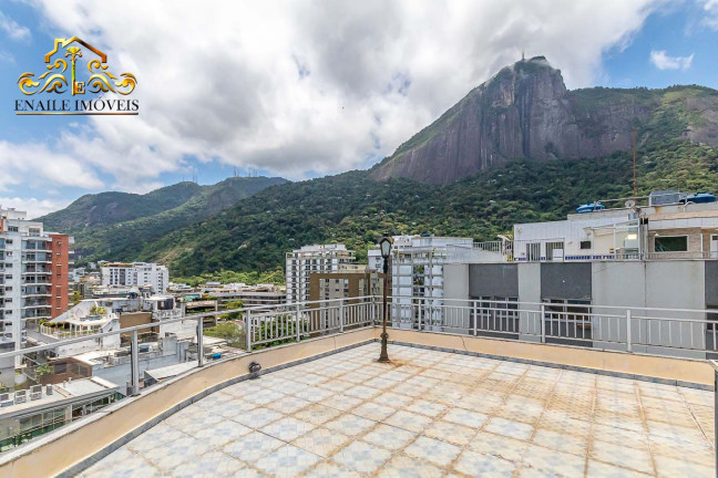 Imagem Imóvel com 4 Quartos à Venda, 495 m² em Lagoa - Rio De Janeiro Imagem Imóvel com 4 Quartos à Venda, 495 m² em Lagoa - Rio De Janeiro