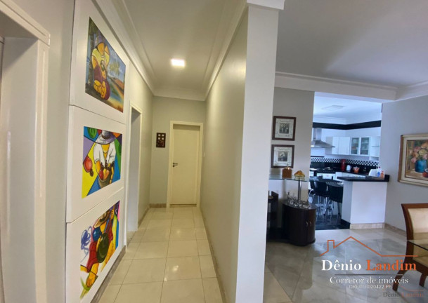 Imagem Casa com 4 Quartos à Venda, 329 m² em Ibituruna - Montes Claros Imagem Casa com 4 Quartos à Venda, 329 m² em Ibituruna - Montes Claros
