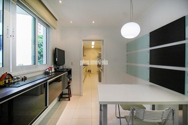 Imagem Apartamento com 3 Quartos à Venda, 257 m² em Real Parque - São Paulo Imagem Apartamento com 3 Quartos à Venda, 257 m² em Real Parque - São Paulo