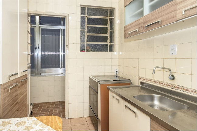 Imagem Imóvel com 3 Quartos à Venda, em Menino Deus - Porto Alegre Imagem Imóvel com 3 Quartos à Venda, em Menino Deus - Porto Alegre