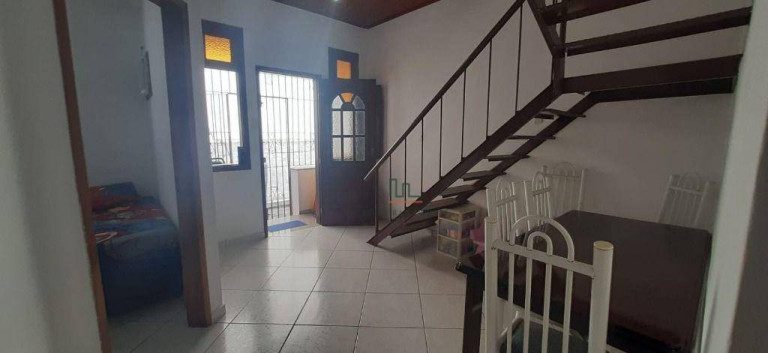 Imagem Casa com 2 Quartos à Venda, 130 m² em São Lourenço - Niterói Imagem Casa com 2 Quartos à Venda, 130 m² em São Lourenço - Niterói