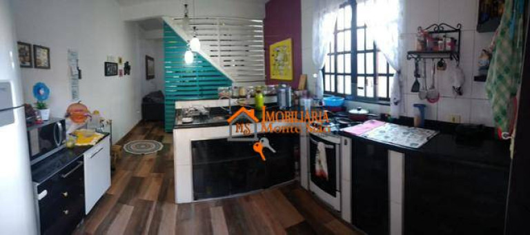 Sobrado com 3 Quartos à Venda, 220 m² em Jardim Maria Clara - Guarulhos