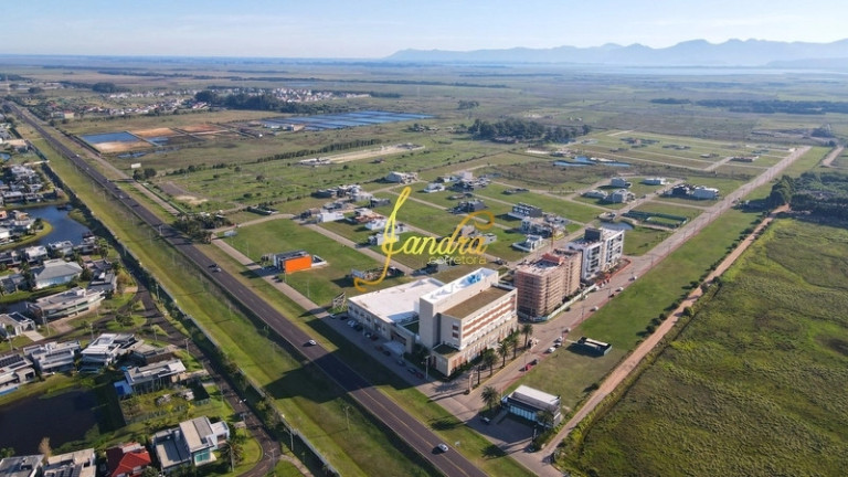 Imagem Terreno à Venda, 240 m² em Centro - Xangri-la Imagem Terreno à Venda, 240 m² em Centro - Xangri-la