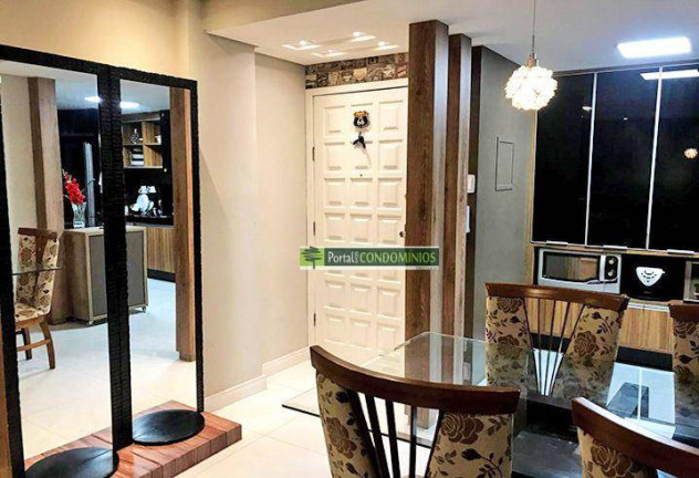 Imagem Apartamento com 3 Quartos à Venda, 90 m² em Centro - Curitiba Imagem Apartamento com 3 Quartos à Venda, 90 m² em Centro - Curitiba