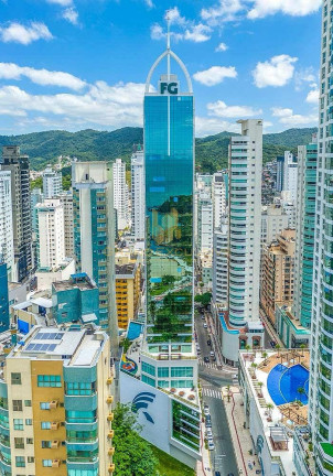 Imagem Apartamento com 4 Quartos à Venda, 151 m² em Pioneiros - Balneário Camboriú Imagem Apartamento com 4 Quartos à Venda, 151 m² em Pioneiros - Balneário Camboriú