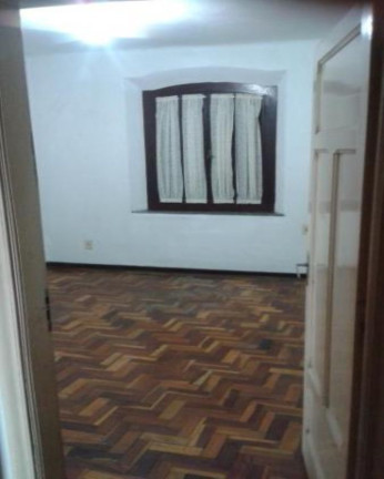 Imagem Casa com 4 Quartos à Venda, 200 m² em Morro Dos Ingleses - São Paulo