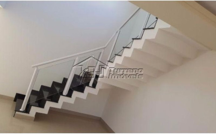 Imagem Casa de Condomínio com 3 Quartos à Venda, 200 m² em Bairro Do Grama - Caçapava