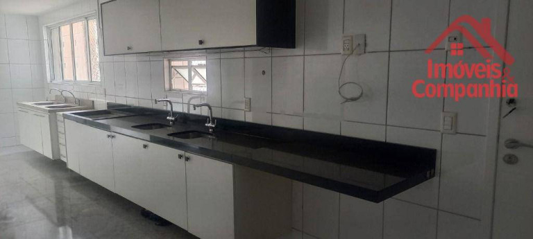 Imagem Apartamento com 3 Quartos à Venda, 290 m² em Meireles - Fortaleza