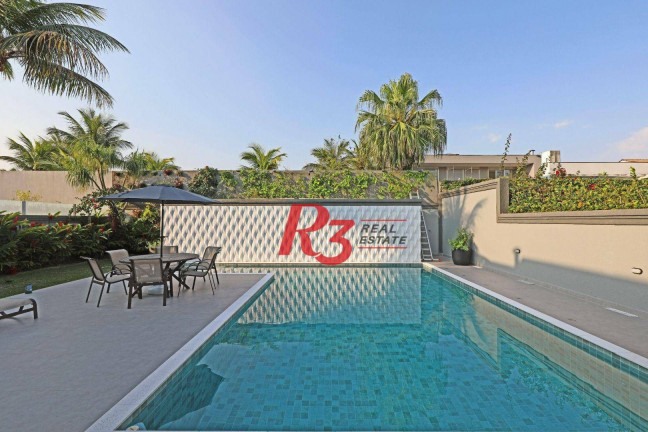 Imagem Casa com 5 Quartos à Venda, 350 m² em Acapulco - Guarujá Imagem Casa com 5 Quartos à Venda, 350 m² em Acapulco - Guarujá
