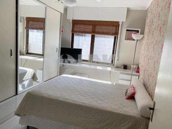 Imagem Casa com 3 Quartos à Venda, 231 m² em Jardim Itu - Porto Alegre Imagem Casa com 3 Quartos à Venda, 231 m² em Jardim Itu - Porto Alegre