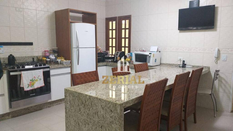 Sobrado com 3 Quartos à Venda, 306 m² em Campestre - Santo André