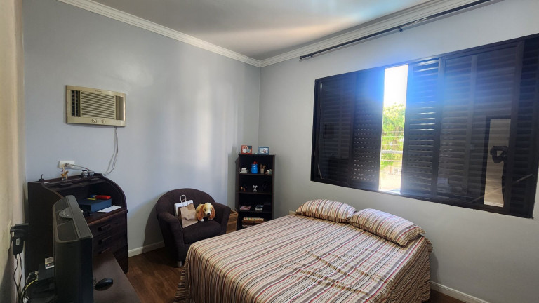 Imagem Casa com 3 Quartos à Venda, 185 m² em Embaré - Santos Imagem Casa com 3 Quartos à Venda, 185 m² em Embaré - Santos