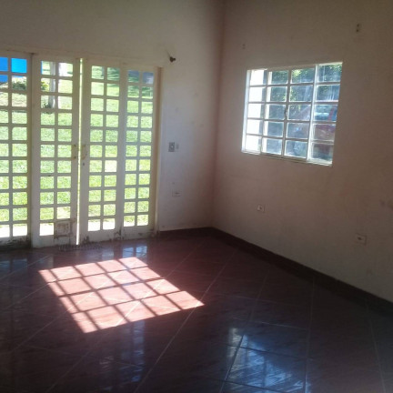 Imagem Chácara com 4 Quartos à Venda, 120 m² em Centro - Boituva