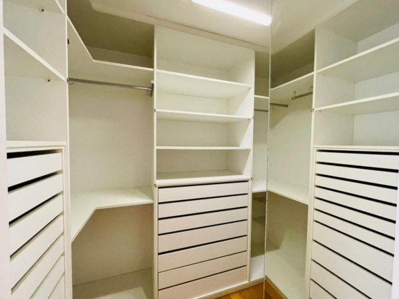 Imagem Apartamento com 3 Quartos à Venda, 215 m² em Sumaré - São Paulo