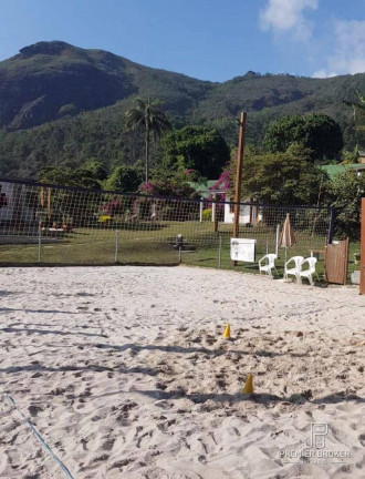 Imagem Casa com 9 Quartos à Venda, 1.000 m² em Iucas - Teresópolis