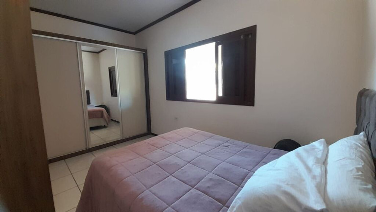 Imagem Casa com 3 Quartos à Venda, 183 m² em Morro Dos Conventos - Araranguá