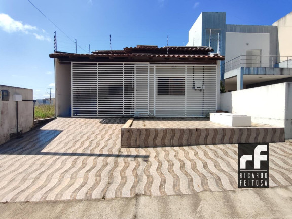 Casa com 2 Quartos à Venda,  em Canafístula - Arapiraca