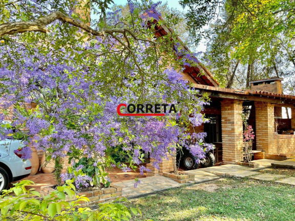Casa à Venda, 8 m² em Centro - Boituva