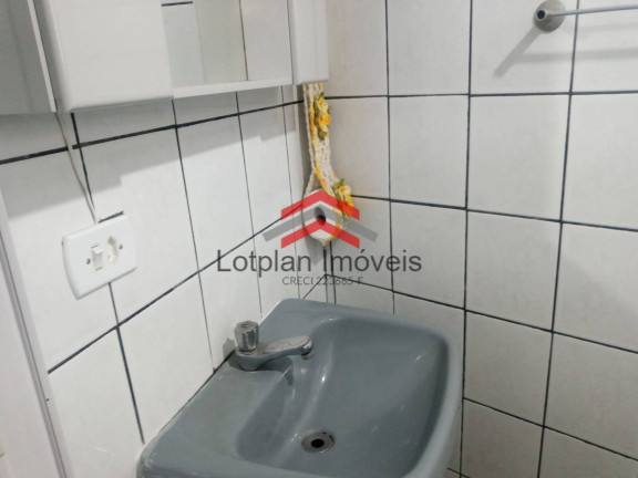 Imagem Casa com 1 Quarto para Alugar,  em Jardim Guairaca - São Paulo