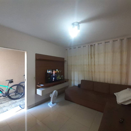 Imagem Casa com 3 Quartos à Venda, 300 m² em Setor Garavelo - Aparecida De Goiânia