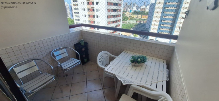 Imagem Imóvel com 3 Quartos à Venda, 81 m² em Imbuí - Salvador Imagem Imóvel com 3 Quartos à Venda, 81 m² em Imbuí - Salvador