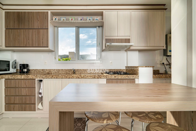 Imagem Apartamento com 2 Quartos para Alugar ou Temporada, 72 m² em Bombas - Bombinhas Imagem Apartamento com 2 Quartos para Alugar ou Temporada, 72 m² em Bombas - Bombinhas