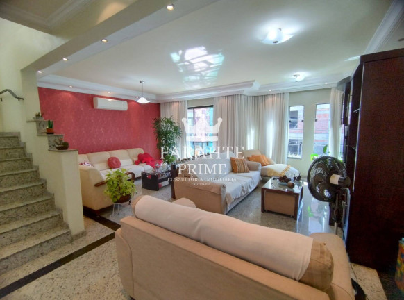 Imagem Casa com 6 Quartos à Venda,  em Embaré - Santos