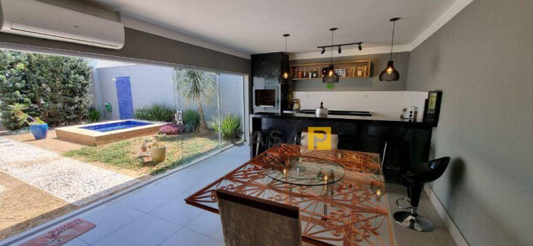 Imagem Casa com 3 Quartos à Venda, 240 m² em Vila Omar - Americana