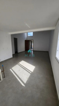 Imagem Casa com 3 Quartos à Venda, 194 m² em Cachoeira Do Bom Jesus - Florianópolis Imagem Casa com 3 Quartos à Venda, 194 m² em Cachoeira Do Bom Jesus - Florianópolis