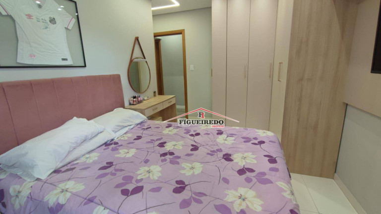 Imagem Apartamento com 4 Quartos à Venda, 156 m² em Canto Do Forte - Praia Grande