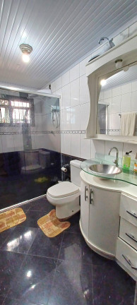 Imagem Casa com 4 Quartos à Venda, 250 m²