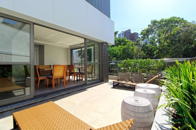 Imagem Cobertura com 2 Quartos à Venda, 107 m² em Petrópolis - Porto Alegre Imagem Cobertura com 2 Quartos à Venda, 107 m² em Petrópolis - Porto Alegre