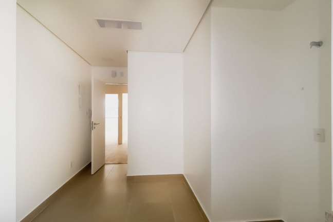 Imagem Imóvel com 2 Quartos à Venda, 106 m² em Copacabana - Rio De Janeiro Imagem Imóvel com 2 Quartos à Venda, 106 m² em Copacabana - Rio De Janeiro